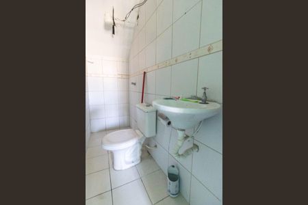 Banheiro de casa para alugar com 1 quarto, 60m² em Jardim Paraíso, São Paulo