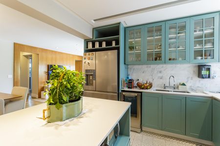 Apartamento para alugar com 120m², 2 quartos e 2 vagasCozinha