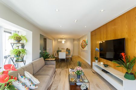 Apartamento para alugar com 120m², 2 quartos e 2 vagasSala