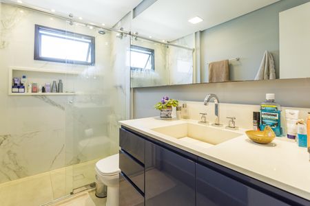 Apartamento para alugar com 120m², 2 quartos e 2 vagasBanheiro da Suíte 1