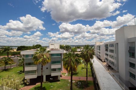 Vista da Sala de apartamento para alugar com 1 quarto, 45m² em Asa Norte, Brasília