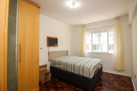 Quarto de apartamento à venda com 1 quarto, 49m² em Centro Histórico, Porto Alegre