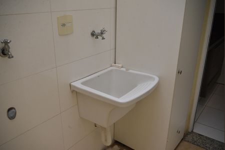 Apartamento para alugar com 72m², 3 quartos e 2 vagasÁrea de Serviço