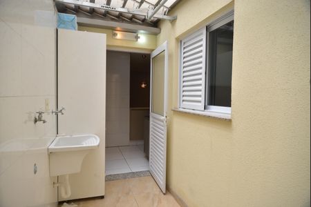 Apartamento para alugar com 72m², 3 quartos e 2 vagasÁrea de Serviço