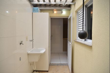 Apartamento para alugar com 72m², 3 quartos e 2 vagasÁrea de Serviço