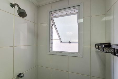 Apartamento para alugar com 70m², 2 quartos e 2 vagas Apartamento para alugar com 70m², 2 quartos e 2 vagasBanheiro da Suíte 1