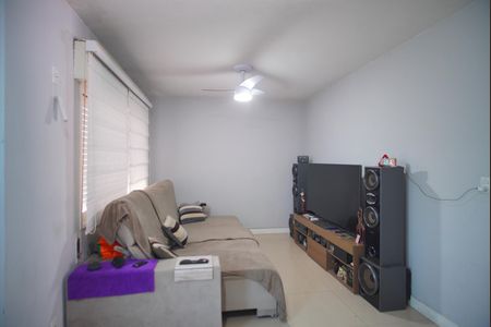 Sala de casa à venda com 4 quartos, 300m² em Parque Santa Fé, Porto Alegre