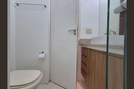 Apartamento à venda com 85m², 2 quartos e 1 vaga Apartamento à venda com 85m², 2 quartos e 1 vagaBanheiro