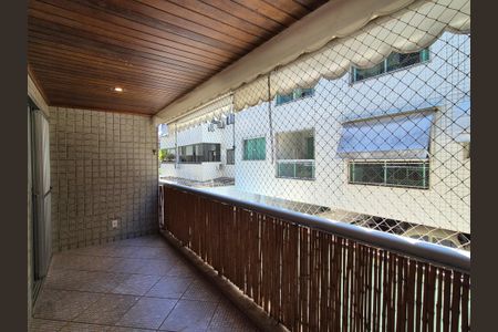 Apartamento à venda com 85m², 2 quartos e 1 vaga Apartamento à venda com 85m², 2 quartos e 1 vagaVaranda