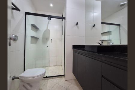 Apartamento à venda com 85m², 2 quartos e 1 vaga Apartamento à venda com 85m², 2 quartos e 1 vagaBanheiro suite