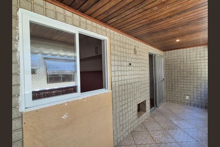 Apartamento à venda com 85m², 2 quartos e 1 vaga Apartamento à venda com 85m², 2 quartos e 1 vagaVaranda
