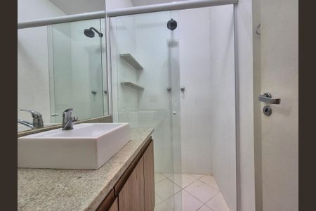 Apartamento à venda com 85m², 2 quartos e 1 vaga Apartamento à venda com 85m², 2 quartos e 1 vagaBanheiro
