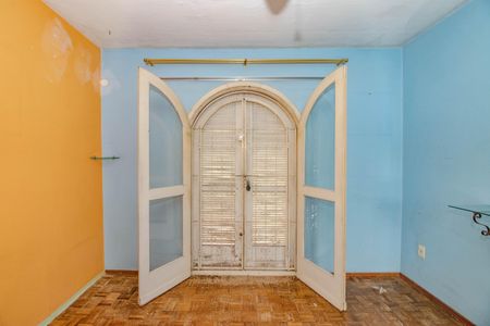 Quarto 2 de casa para alugar com 3 quartos, 204m² em Santa Maria Goretti, Porto Alegre