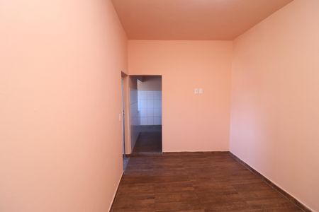 Sala de casa para alugar com 1 quarto, 45m² em Praia da Bandeira, Rio de Janeiro