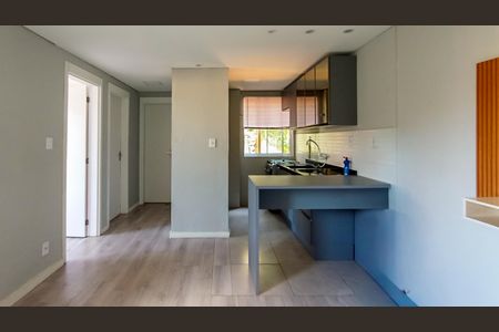 Sala  de apartamento para alugar com 2 quartos, 42m² em Glória, Porto Alegre