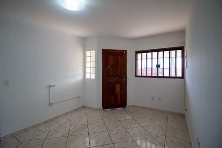 Sala  de casa para alugar com 2 quartos, 80m² em Vila Fiori, Sorocaba