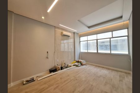 Sala/Quarto  de apartamento à venda com 1 quarto, 25m² em Centro, Rio de Janeiro