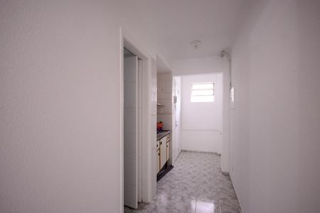 Sala/Cozinha  de apartamento para alugar com 1 quarto, 40m² em Liberdade, São Paulo