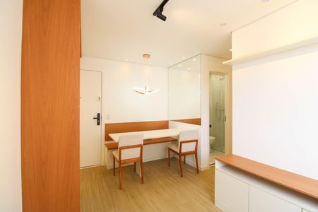 Sala de apartamento para alugar com 2 quartos, 41m² em Vila Plana, São Paulo