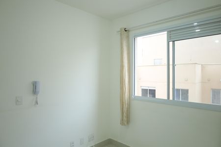 Sala de apartamento para alugar com 2 quartos, 33m² em Itaquera, São Paulo