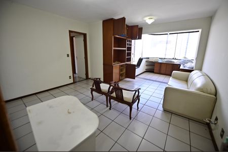 Sala de apartamento para alugar com 3 quartos, 104m² em Setor Bueno, Goiânia