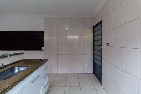 Cozinha de casa para alugar com 2 quartos, 56m² em Cidade Satelite Santa Barbara, São Paulo