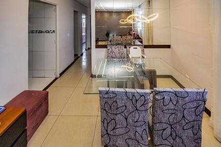 Apartamento para alugar com 3 quartos, 65m² em Heliópolis, Belo Horizonte