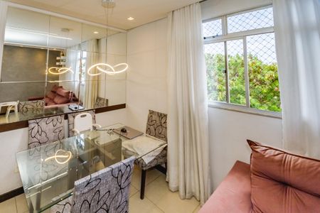 Apartamento para alugar com 3 quartos, 65m² em Heliópolis, Belo Horizonte