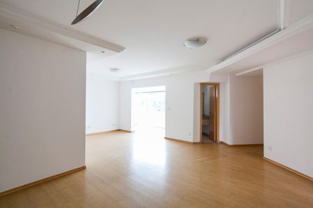 Sala de apartamento para alugar com 4 quartos, 148m² em Centro, Uberlândia