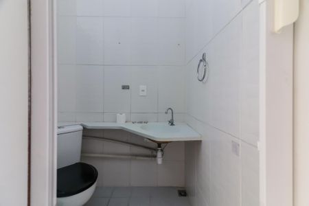 Banheiro de apartamento à venda com 2 quartos, 48m² em Jaguaré, São Paulo