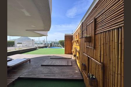 Apartamento à venda com 70m², 2 quartos e 1 vagaÁrea comum