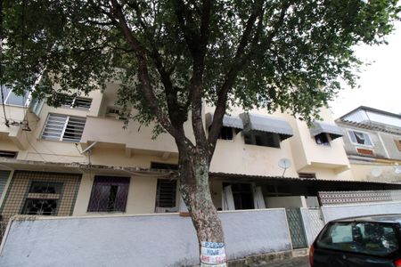 Apartamento para alugar com 80m², 2 quartos e sem vagaFachada 