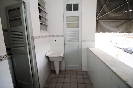 Apartamento para alugar com 80m², 2 quartos e sem vagaÁrea de Serviço