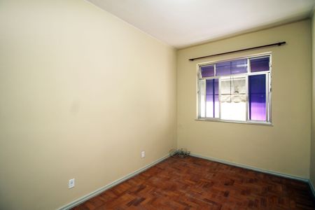 Apartamento para alugar com 80m², 2 quartos e sem vagaSala