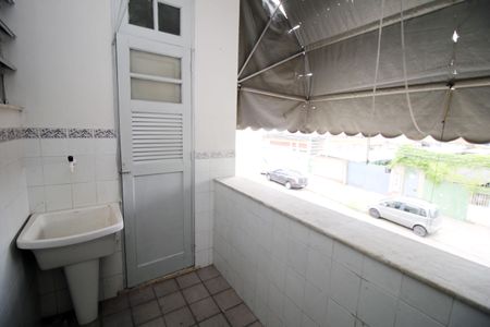 Apartamento para alugar com 80m², 2 quartos e sem vagaÁrea de Serviço