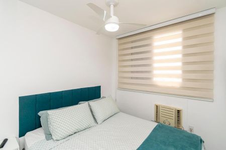 Quarto 1  de apartamento para alugar com 2 quartos, 45m² em Ramos, Rio de Janeiro