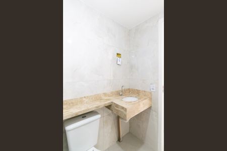 Apartamento para alugar com 34m², 2 quartos e sem vagaBanheiro 