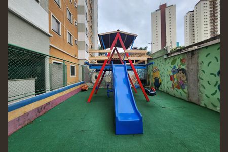 Apartamento para alugar com 52m², 2 quartos e 1 vaga Apartamento para alugar com 52m², 2 quartos e 1 vagaÁrea comum - Playground