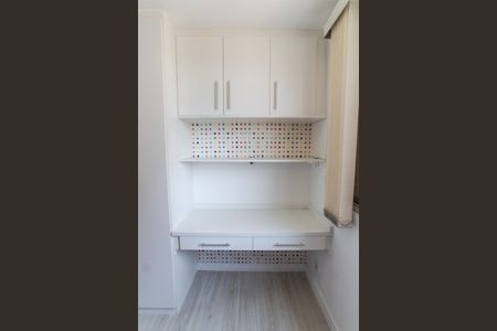 Quarto 2 de apartamento para alugar com 2 quartos, 52m² em Parque Novo Mundo, São Paulo