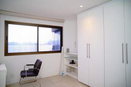 Apartamento à venda com 115m², 3 quartos e 2 vagasSuíte