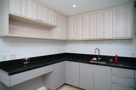 Apartamento à venda com 115m², 3 quartos e 2 vagasCozinha