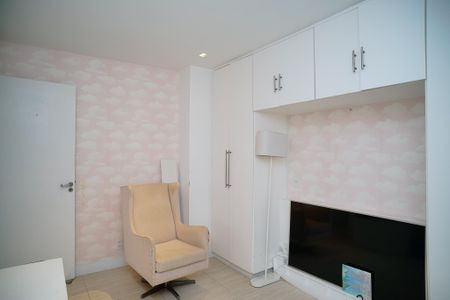 Apartamento à venda com 115m², 3 quartos e 2 vagasQuarto 2