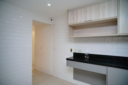 Apartamento à venda com 115m², 3 quartos e 2 vagasCozinha