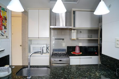 Cozinha de apartamento à venda com 1 quarto, 120m² em Boa Viagem, Niterói