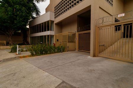 Apartamento para alugar com 44m², 2 quartos e 1 vaga Apartamento para alugar com 44m², 2 quartos e 1 vagaFachada