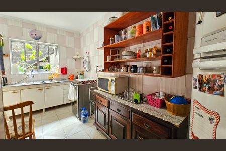 Cozinha  de casa à venda com 2 quartos, 84m² em Vila Inglesa, São Paulo