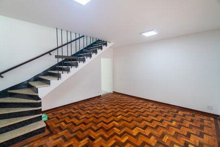 Sala de casa à venda com 3 quartos, 145m² em Campo Belo, São Paulo