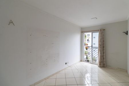 Sala de apartamento para alugar com 2 quartos, 56m² em Vila Carmosina, São Paulo