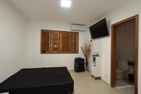 Suíte 1 de casa para alugar com 2 quartos, 270m² em Jardim Itapoan, Santo André