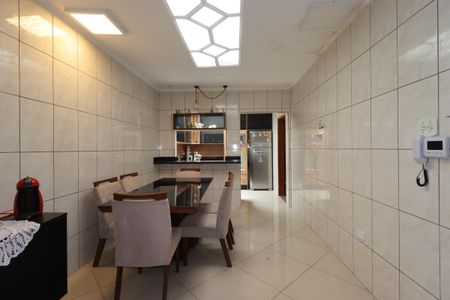 Sala de Jantar de casa para alugar com 2 quartos, 270m² em Jardim Itapoan, Santo André